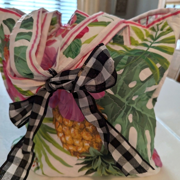 Beautiful Floral Beach/Tote Bag - Picture 4 of 7